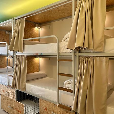 The Loft House Madrid Hostel Екстериор снимка