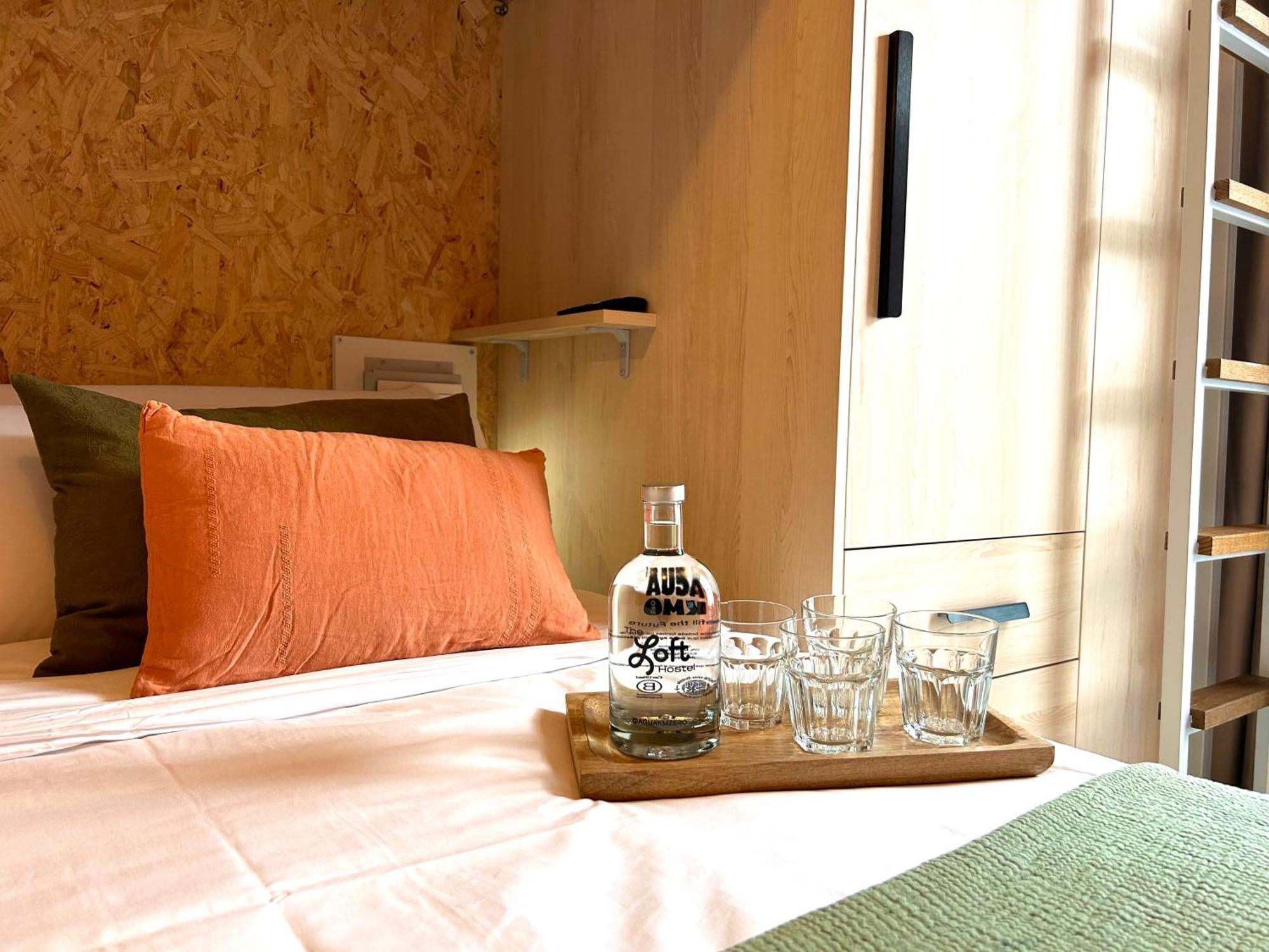 The Loft House Madrid Hostel Екстериор снимка