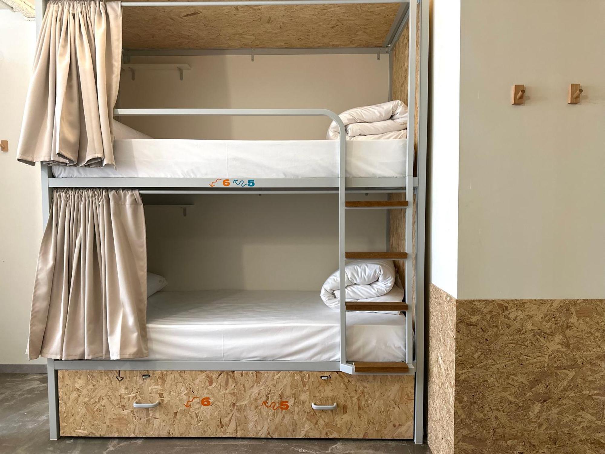 The Loft House Madrid Hostel Екстериор снимка