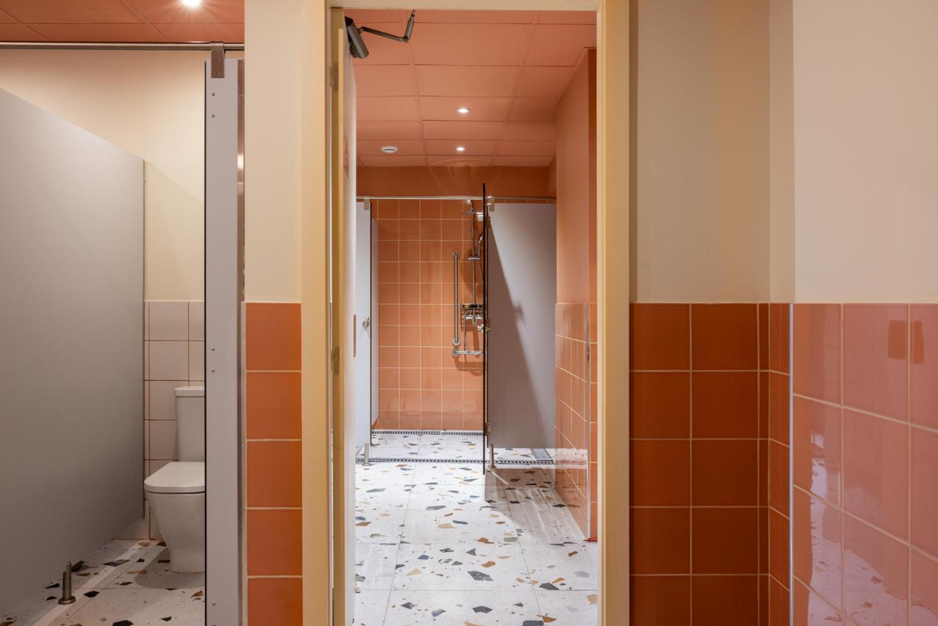 The Loft House Madrid Hostel Екстериор снимка